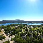 Lumilyhty A Lägenhetshotell Äkäslompolo