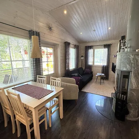 Lumilyhty A Aparthotel Äkäslompolo